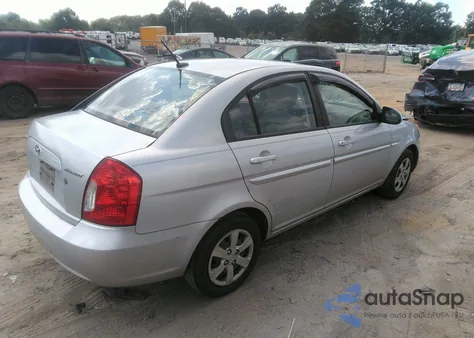 2008 Hyundai Accent Gls from USA, damaged, VIN KMHCN46C18U242061